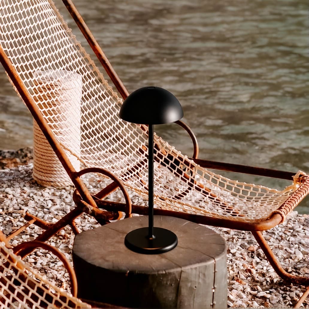 Nova Luce Rose - tafellamp met usb-poort - Ø 11,5 x 32 cm - 2W dimbare LED incl. - IP54 - zandzwart