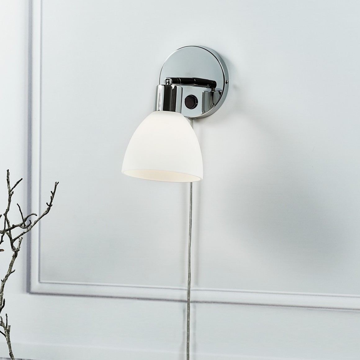 Nordlux Ray 12 - Wandverlichting Met Schakelaar - 12 X 20 Cm - Chroom En Opaal Wit