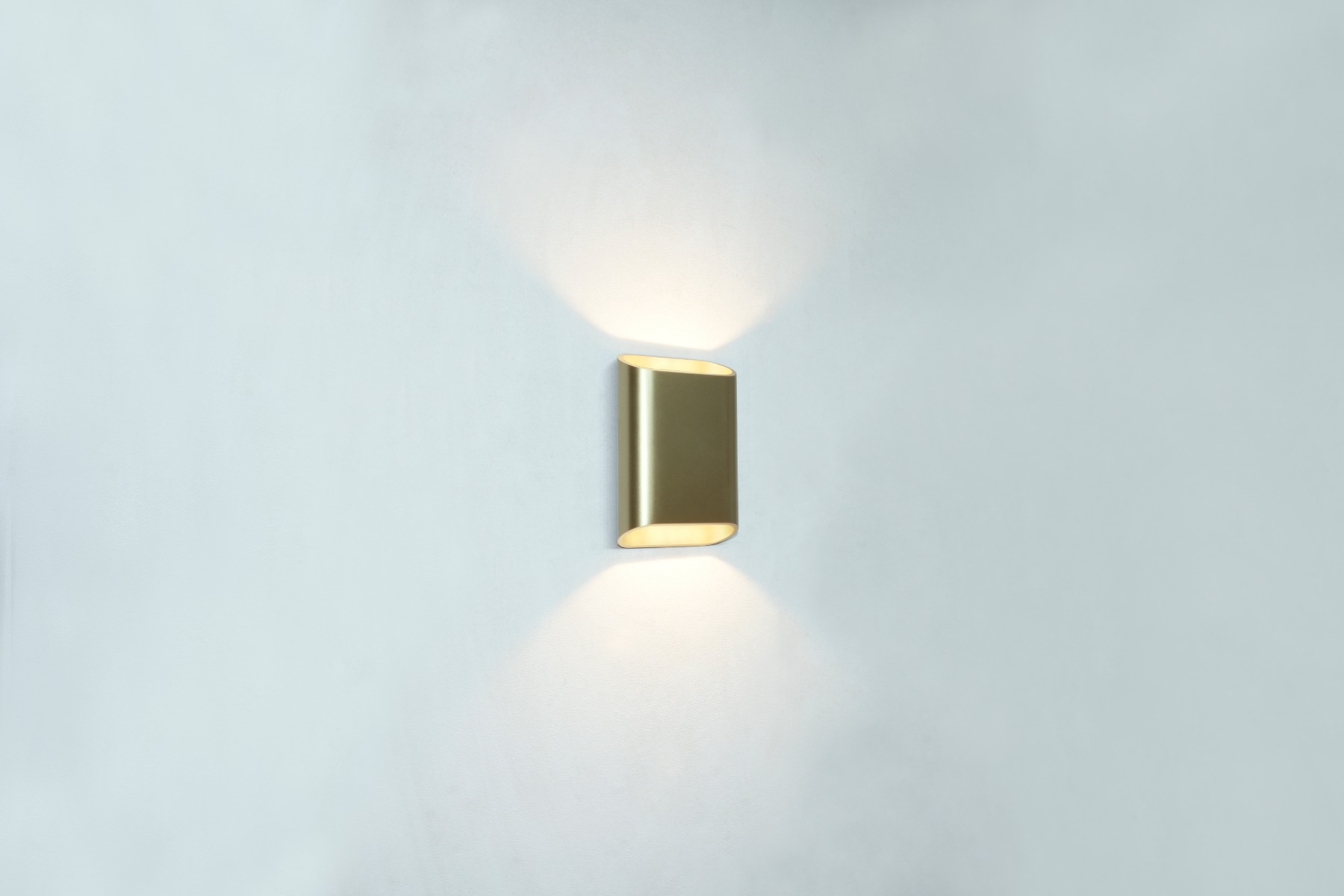 Artdelight Diaz Small - Wandverlichting - 4 X 10 X 15 Cm - 2 X 3W Led Incl. - IP54 - Geborsteld Goud