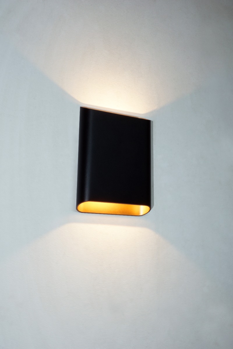 Artdelight Diaz Large - Wandverlichting - 4 X 14, 5 X 20 Cm - 2 X 6W Led Incl. - IP65 - Zwart Met Goud