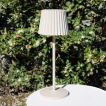 Lucide Justine - draadloze buiten tafellamp met laadstation - Ø 13,5 x 38 cm - 2W dimbare LED incl. - IP54 - beige