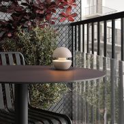 Nova Luce Puk - draagbare oplaadbare lichtbron - Ø 10 x 11,4 cm - 2W dimbare LED incl. - IP54 - zand