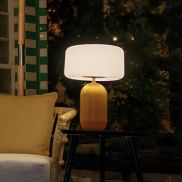 New Garden Phoebe 45 - oplaadbare tafellamp op zonne-energie en op batterijen met afstandsbediening - Ø 27,8 x 40,7 cm - RGB + wit 5W LED incl. - IP65 - mosterdgeel