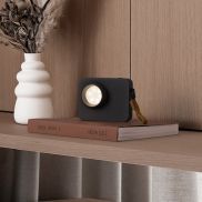 Nova Luce Kedros - oplaadbare tafellamp -  14 x 11 x 5 cm - 3W dimbare LED incl. - zwart