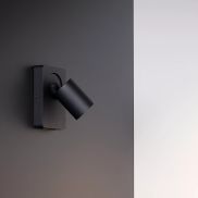 Lucide Nigel - wandverlichting met schakelaar en USB-poort - 16 x 10 x 11,8 cm - 5W LED incl. - zwart