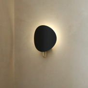 Design For The People Spargo - wandlamp - 32 x 39,3 cm - zwart en messing