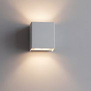 Nova Luce Elio - buiten wandverlichting - 11,4 x 13 x 6,2 cm -  12W LED incl. - IP65 - zandwit