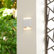 Nova Luce Polly - buiten wandverlichting - 13 x 18 x 5,5 cm - 10W LED incl. - IP54 - zandwit