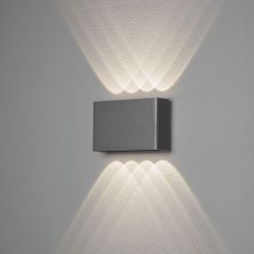 Konstsmide Chieri - wandlamp buiten - 17 x 6 x 11 cm - 8W LED incl. - IP54 - antraciet