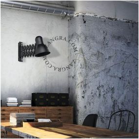 Zangra Accordion - wandverlichting - 17 x 29 x 20 cm - zwart