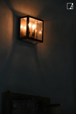 Authentage Vitrine Petite 2L - buitenwandverlichting 2L - 15 x 7,5 x 15 cm - IP43 - brons