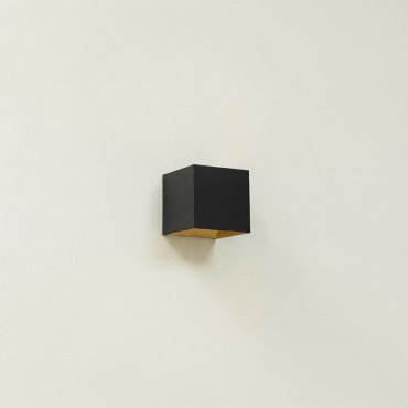 Artdelight Gymm - wandverlichting - 10 x 10 x 10 cm - zwart en goud