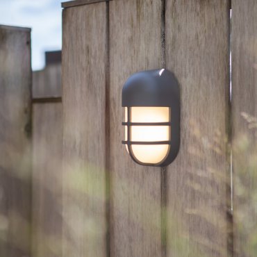 Lutec Bullo - buiten wandverlichting - 10,2 x 8,6 x 19,3 cm - 14,5W LED incl. - IP54 - donkergrijs