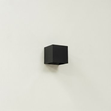 Artdelight Gymm - wandverlichting - 10 x 10 x 10 cm - zwart