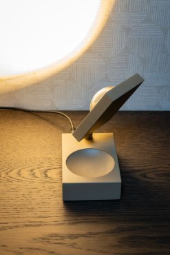 ETH Jake Cube - tafellamp - 8 x 12 x 15 cm - 3 stappen dimbaar - 10W LED incl. - bruin