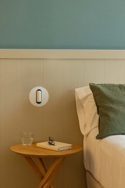 Faro Timit - bedlamp met usb poort - 5,3 x 11,2 x 3 cm - 4,5W LED incl. - mat wit en gestructureerd zwart