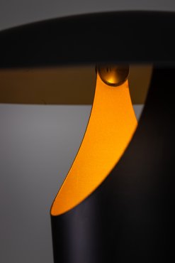 ETH The Britt - wandlamp - Ø 20 x 25 cm - zwart en messing