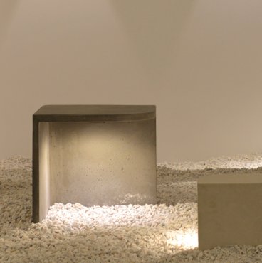 VK Lighting Trigono - sokkellamp -  30 x 30 x 29 cm - 6,5W LED incl. - IP65 - grijs