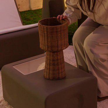 New Garden Grace 40 Nature - tafellamp met oplaadbare lichtbron - Ø 15 x 38 cm - 9W LED incl. - dimbaar met afstandsbediening - IP54 - rotan