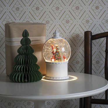 Konstsmide kerstverlichting - sneeuwlantaarn met 4 kerstmannetjes op batterijen - Ø 12,5 x 21 cm - antiek wit