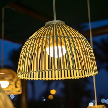 New Garden Reona - buiten hanglamp met oplaadbare lichtbron en afstandsbediening -  Ø 43,5 x 300 cm - 9W LED incl. - IP54 - rotan