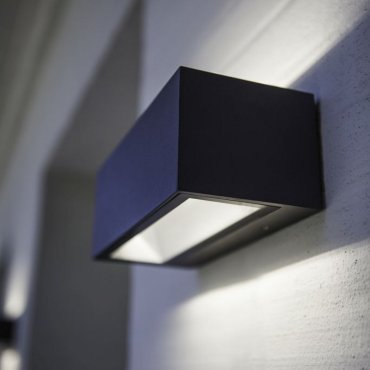 Lutec Gemini - buiten wandlamp - 22 x 10 x 8 cm - 21W LED incl. - IP54 - donkergrijs - wit