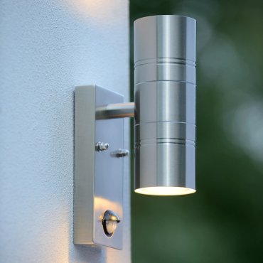 Lucide Arne - wandverlichting met bewegingssensor - 6,3 x 12 x 22,5 cm - 2 x 5W LED incl. - IP44 - satijn chroom