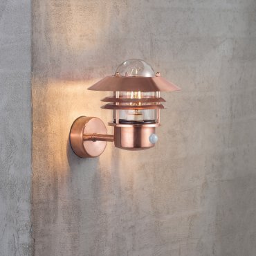 Nordlux Blokhus Sensor - buiten wandverlichting met bewegingsmelder - 22 x 23 cm - IP54 - koper