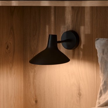 Design For The People Darci - wandlamp - 22,4 x 13 x 33,5 cm - zwart