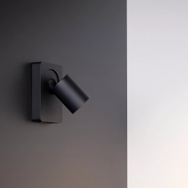 Lucide Nigel - wandverlichting met schakelaar en USB-poort - 16 x 10 x 11,8 cm - 5W LED incl. - zwart