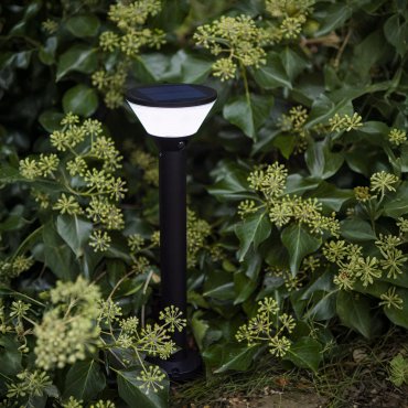 Lutec Karlo - grondspot op piek op zonne-energie met bewegingsmelder- slimme verlichting - Lutec Connect - Ø 13 x 45 cm - 6,8W LED incl. - IP44 - zwart