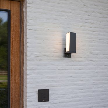 Lutec Cuba - buiten wandverlichting met sensor - 9,3 x 30,8 x 14,6 cm -14W LED incl. - IP54 - donkergrijs
