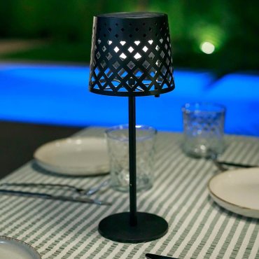 New Garden Gretita - oplaadbare tafellamp op zonne-energie en op batterijen - Ø 10 x 30 cm - 1,5W LED incl. - IP44 - zwart