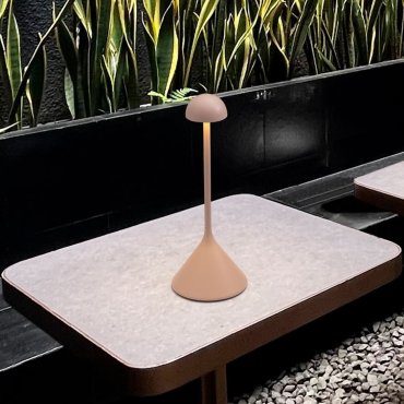Nova Luce Dalt - oplaadbare tafellamp buiten - Ø 9,5 x 25 cm - 1W dimbare LED incl. - IP54 - crème