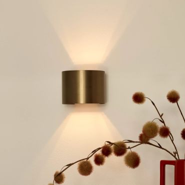 Lucide Xio -  wandverlichting met verstelbare stralingshoek - 11 x 13 x 9,7 cm - 3,5W dimbare LED incl. - roestbruin
