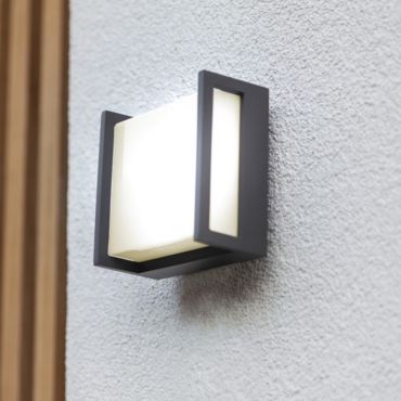 Lutec Qubo - buiten wandverlichting - 14 x 7,2 x 14 cm - 9,5W LED incl. - IP54 - donkergrijs