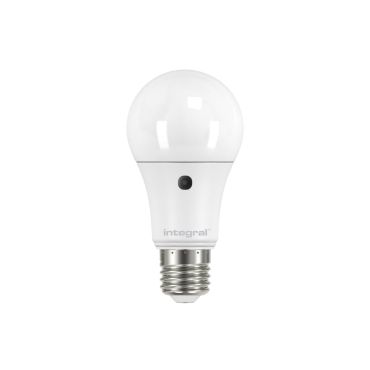 Integral LED-lamp met dag/nacht sensor - Ø 6 x 12 cm - E27 - 8,5W niet dimbaar - 2700K - melkglas