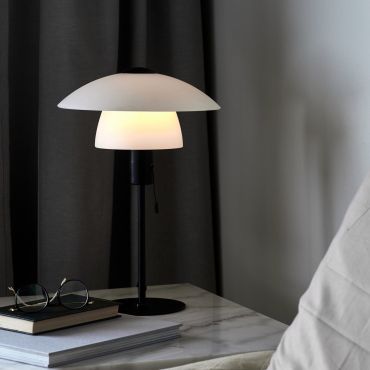 Nordlux Verona - tafellamp - Ø 27,5 x 40 cm - opaal wit en zwart