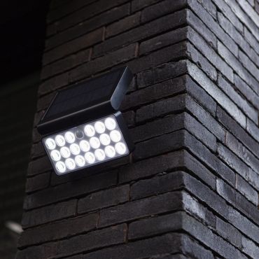 Lutec Tuda - buiten wandverlichting op zonne-energie met bewegingsmelder - slimme verlichting - Lutec Connect - 18 x 11,1 x 19,2 cm - 8,5W LED incl. - IP44 - zwart
