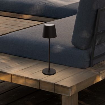 Nova Luce Seina - oplaadbare tafellamp - Ø 11,4 x 39,5 cm - 2W dimbare LED incl. - IP54 - zandzwart