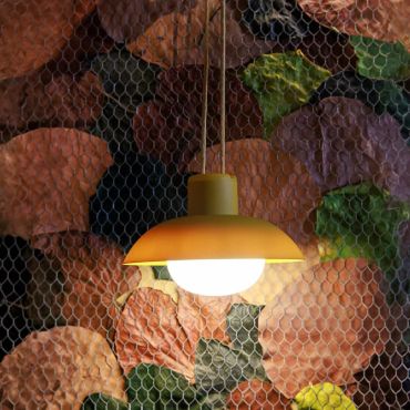 New Garden Syros - oplaadbare hanglamp op batterij met afstandsbediening - Ø 20 x 9,5 cm - 9W dimbare LED incl. - IP54 - mosterdgeel