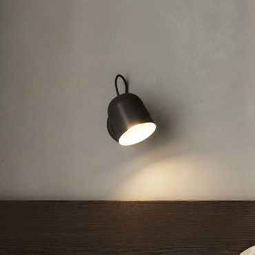 Design for the People Angle GU10 - wandverlichting met schakelaar en USB-poort- 11 x 17 x 19,1 cm - zwart