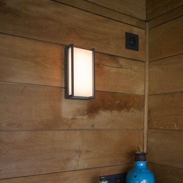 Lutec Qubo - buiten wandlamp - slimme verlichting - Lutec Connect - 11 x 7 x 22 cm - 16W LED incl. - IP54 - donkergrijs