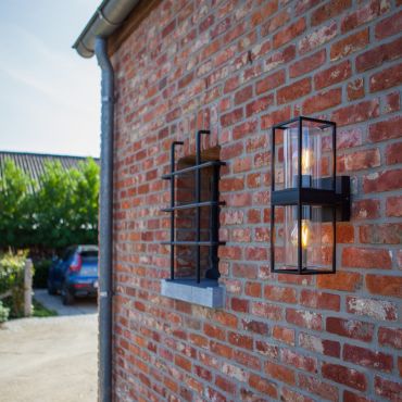 Lutec Flair - buiten wandverlichting - 12 x 12,6 x 39,3 cm - IP44 - mat zwart