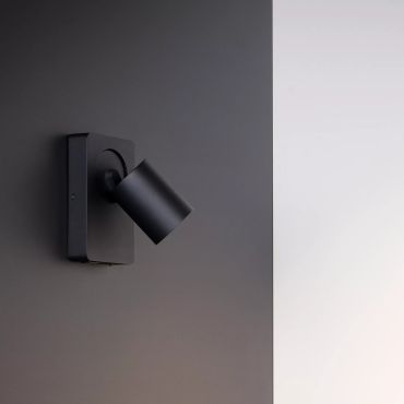 Lucide Nigel - wandverlichting met schakelaar en USB-poort - 16 x 10 x 11,8 cm - 5W LED incl. - zwart