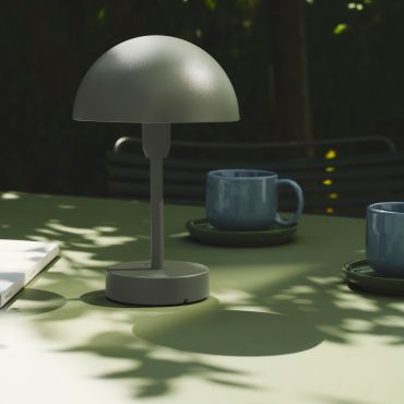 Nordlux Ellen To-Go - draadloze buiten tafellamp met laadstation - Ø 16 x 25 cm - 3 stappen dimbaar - 2,8W LED incl. - IP44 - olijfgroen