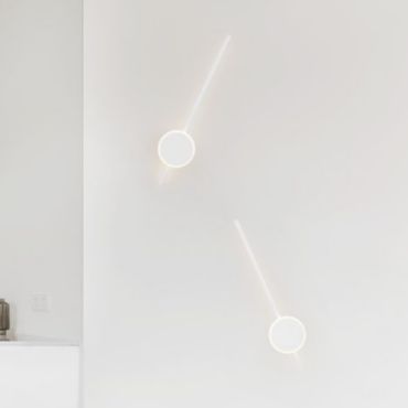 Nova Luce Clock - wandlamp - 13,6 x 6,5 x 61 cm - 18W LED incl. - zandwit