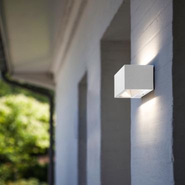 Lutec Gemini - buiten wandlamp - 14 x 9 x 6 cm - 10,5W LED incl. - IP54 - wit
