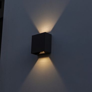 Lutec Gemini Beams - 11 x 11 x 5,4 cm - 10W LED incl. - IP54 - zwart - warm wit