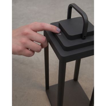 Nova Luce Figi - draagbare vloerlamp met USB-poort - 35 cm - 2W dimbare LED incl. - IP65 - antraciet